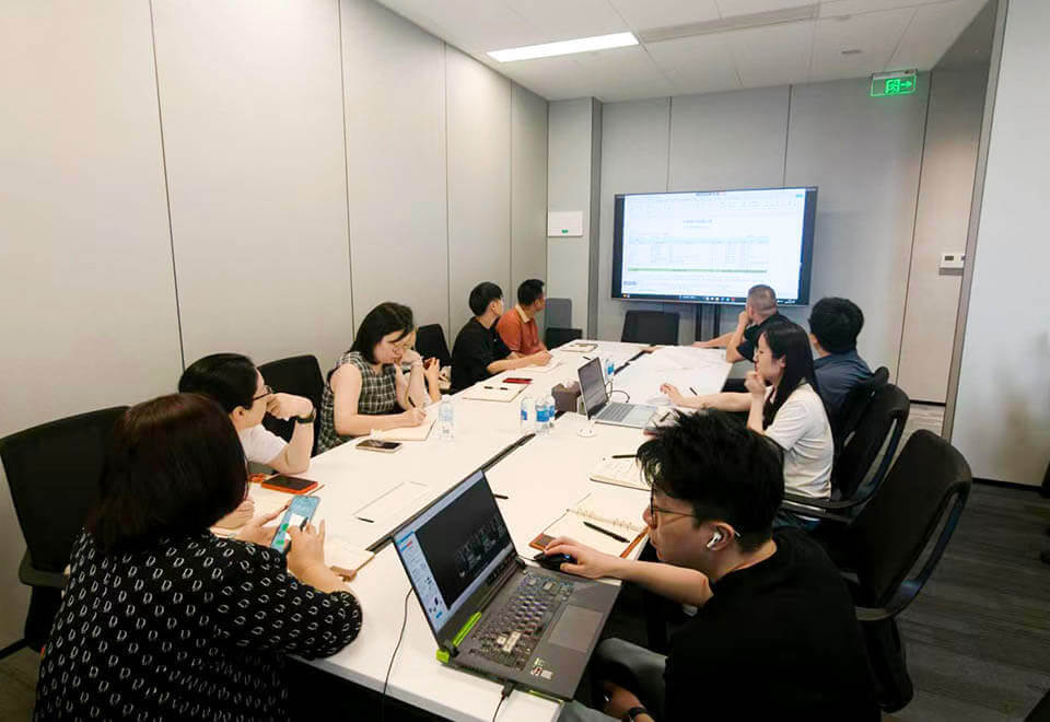 统筹空间布局 优化配套方案 公司召开预制舱电力接入及规划设计专题研讨会